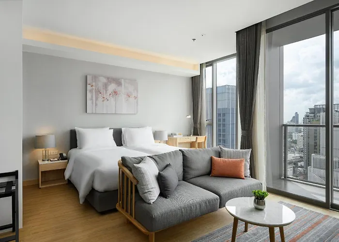 호텔 Oakwood 5*