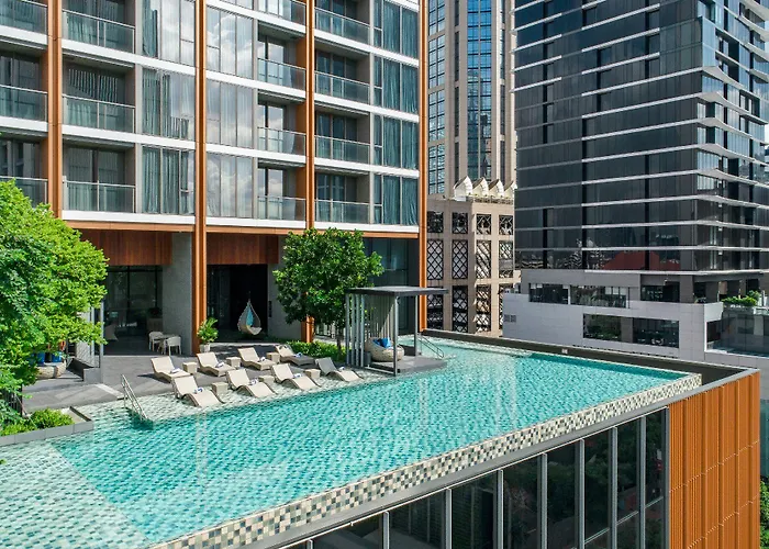 Oakwood Hotel 5*